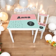 Tafel en geboortestoeltje Dikke Kus