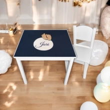 Kindertafel n.a.v. het geboortekaartje