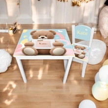 Tafel en stoeltje beer met geboortekaartje