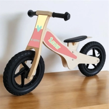 loopfiets met naam Happy