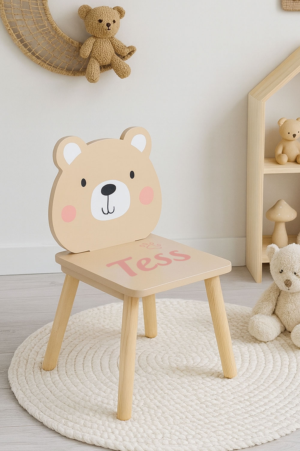 stoeltje berenpootje | kraamcadeau met naam | kinderstoeltje met naam