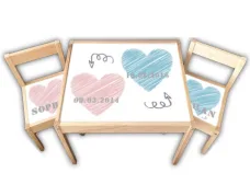 Kindertafel en stoeltjes big heart